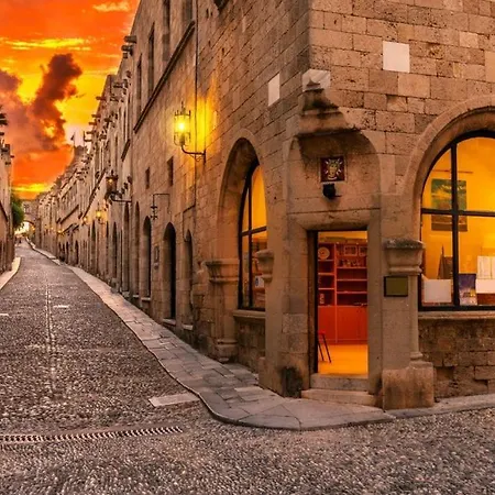 Apartamento Emerald Dream House#poiessa, Medieval Town